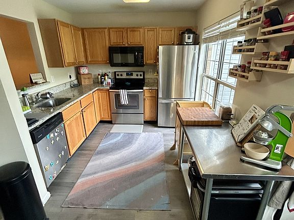 5th image of 2228 Commissary Cir