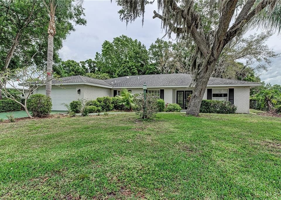 1st image of 4814 W Country Club Dr
