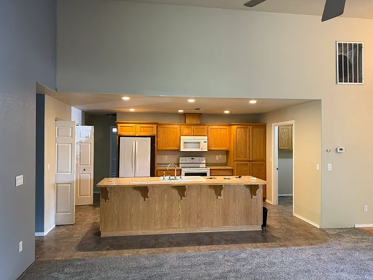 1672 SW Waterstone Dr — Photo 5