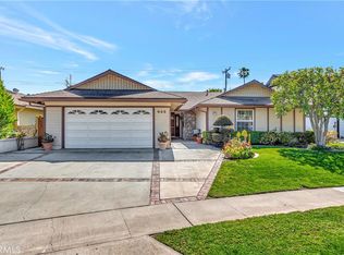 945 Lansing Ln, Costa Mesa, CA 92626