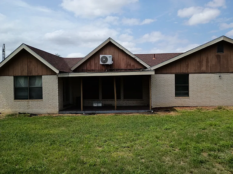 1234 Royal Crown Dr — Photo 37