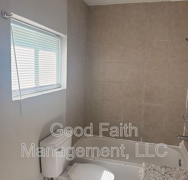 2247 Sullivan Rd — Photo 11