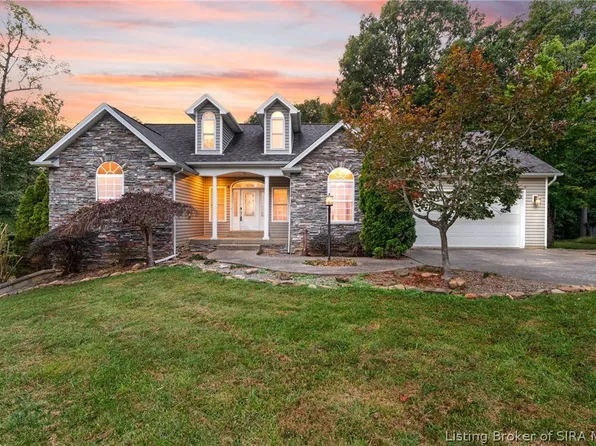 6225 Pioneer Trail NE, Georgetown, IN 47122