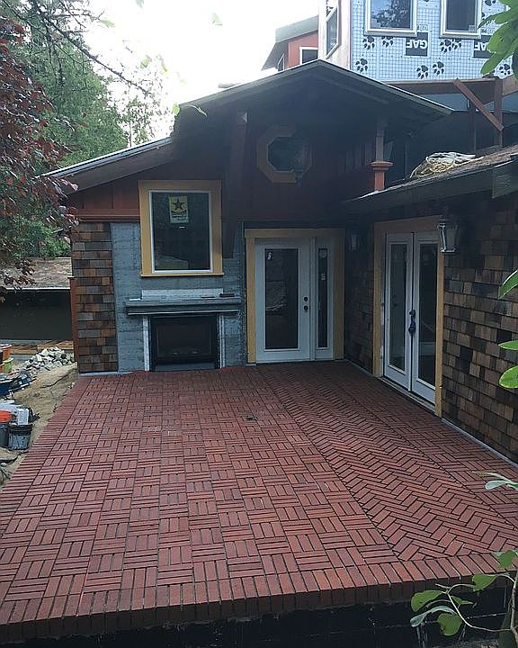 2nd image of 10648 Occidental Rd
