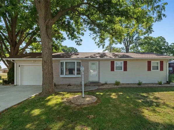160 N Park St, Hecker, IL 62248