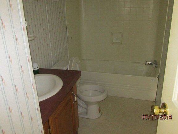 5th image of 223 Frolic Meadows Ln