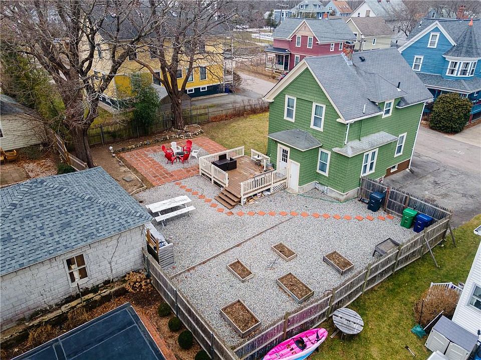 68 Lawn Ave, Warwick, RI 02888 Zillow