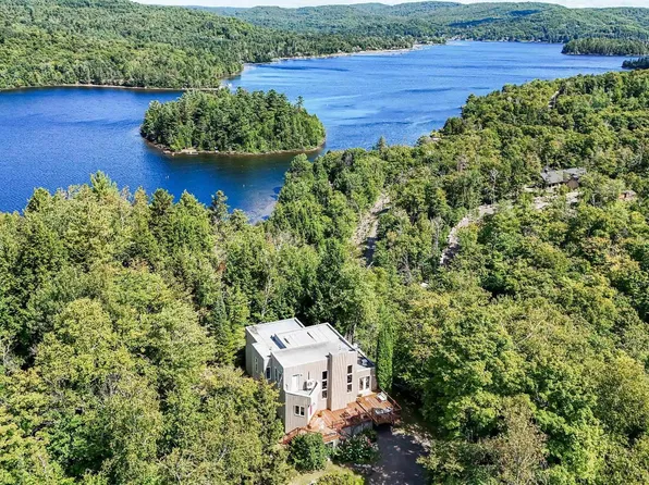 33 Avenue #310E, Saint Hippolyte, QC J8A 2W8