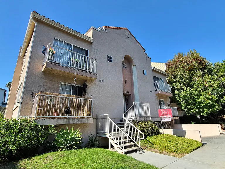 11837 Courtleigh Dr #10 — Photo 1