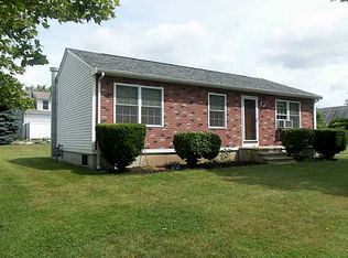 31 Christine Rd, Middletown, RI 02842