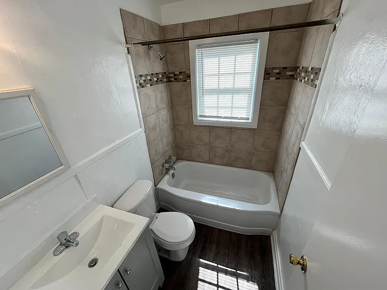 38 Westover St — Photo 14