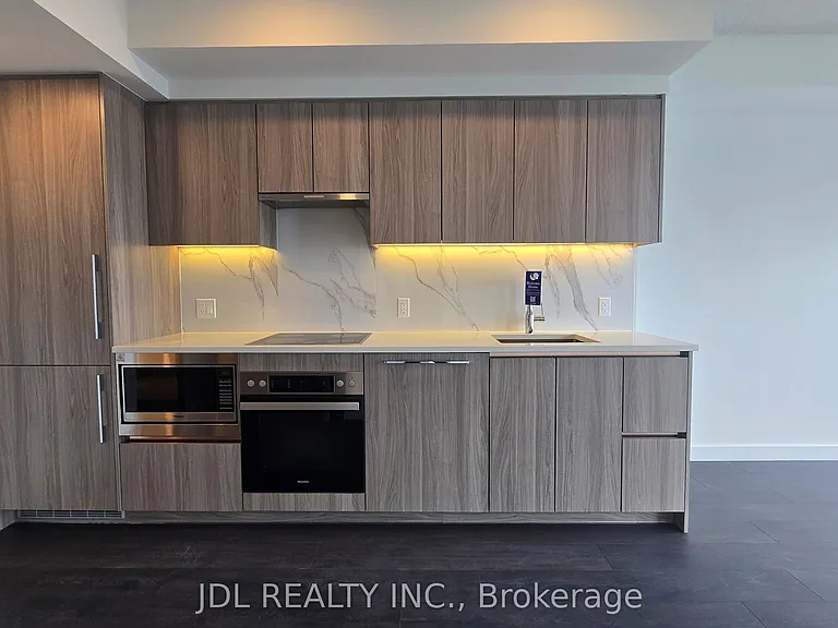 1 Concord Cityplace Way #3706 — Photo 2