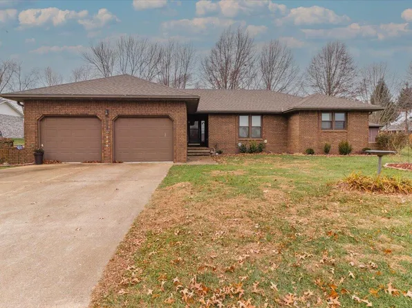 1001 Laurie Street, Mountain Grove, MO 65711