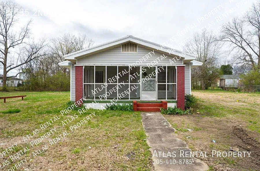 Charming 3BR Retreat in Dolomite Renovated & Pet-Friendly! — Photo 1