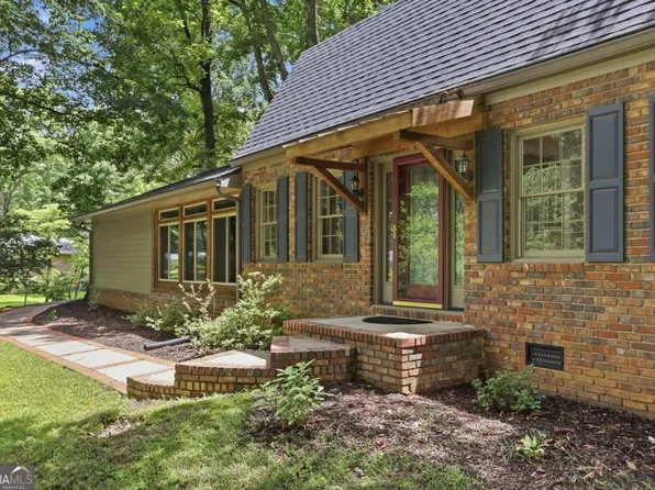 643 Grove Pkwy SE, Marietta, GA 30067