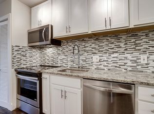 82 Q St SW #1, Washington, DC 20024