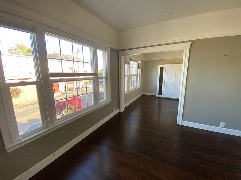 4627 Shattuck Ave #B — Photo 12