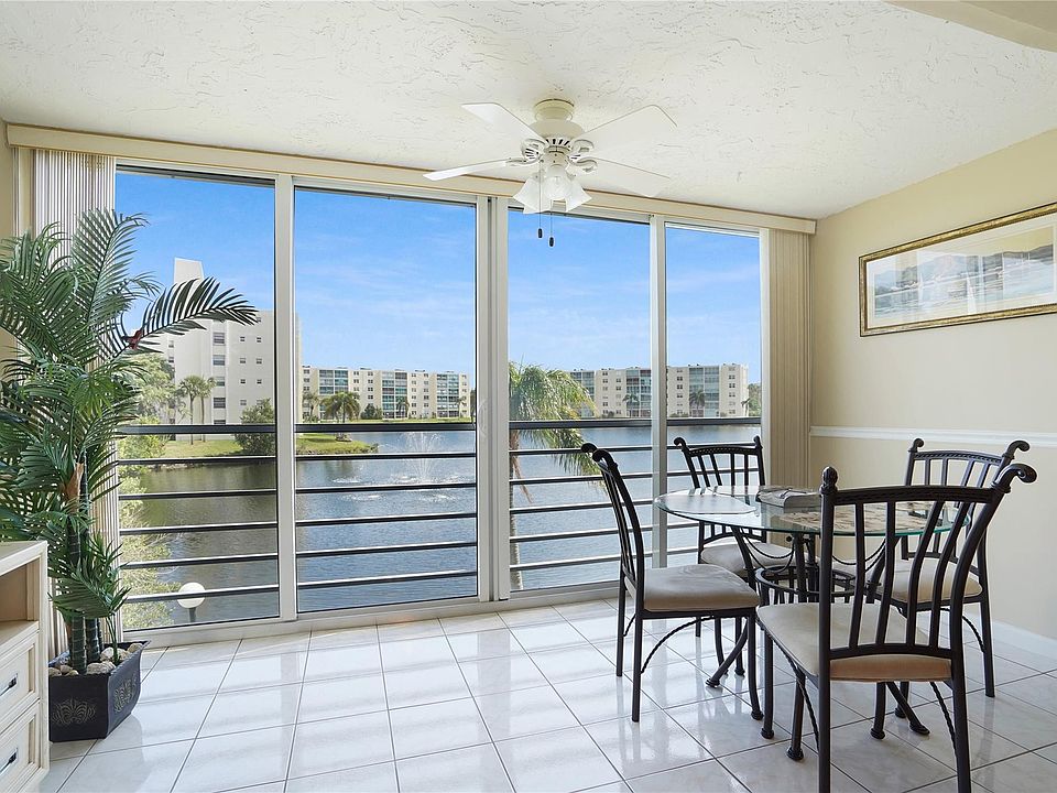 1st image of 101 SE 3 Avenue #201
