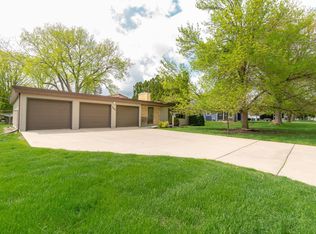144 Hillcrest Rd, Waterloo, IA 50701