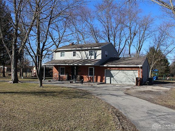 2nd image of 5974 Lake Ave