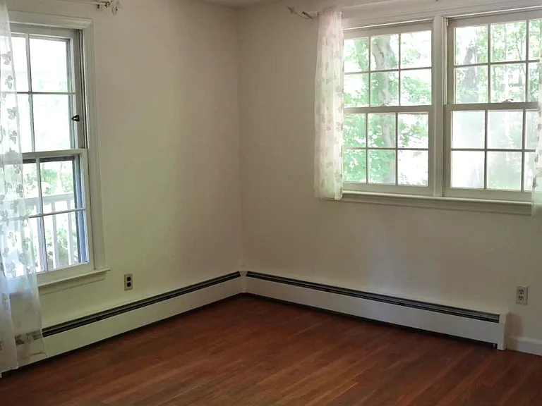 73 Moriarity Dr — Photo 10