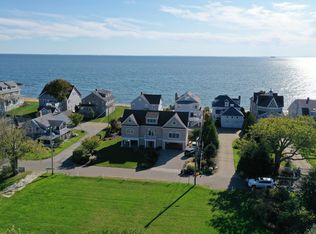 25 Parker Ave, Madison, CT 06443