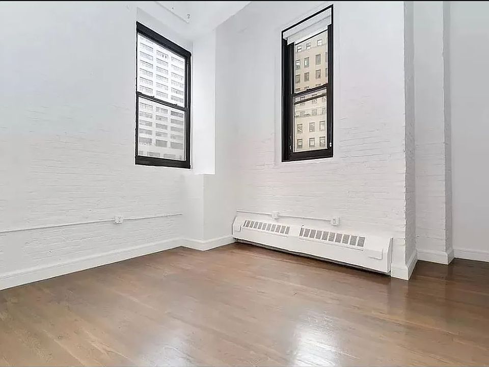1st image of 110 Greenwich St #7H