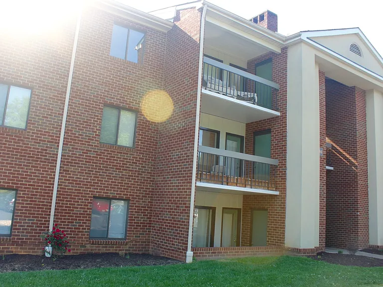 1026-11 Blue Ridge Dr — Photo 1