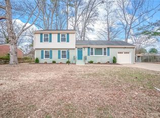 4105 Summerset Dr, Portsmouth, VA 23703