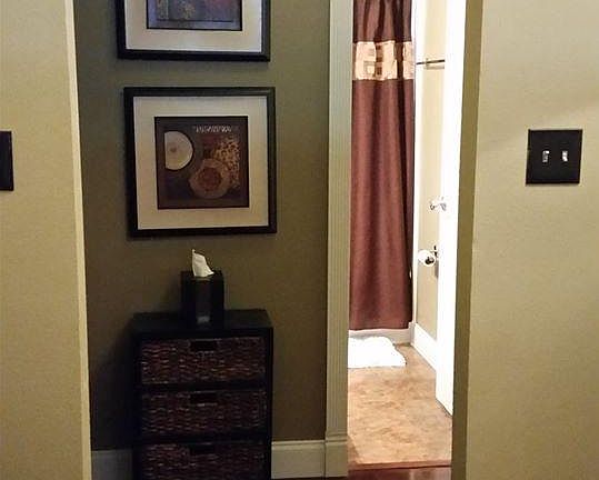 3rd image of 144 Lakebreeze Cir