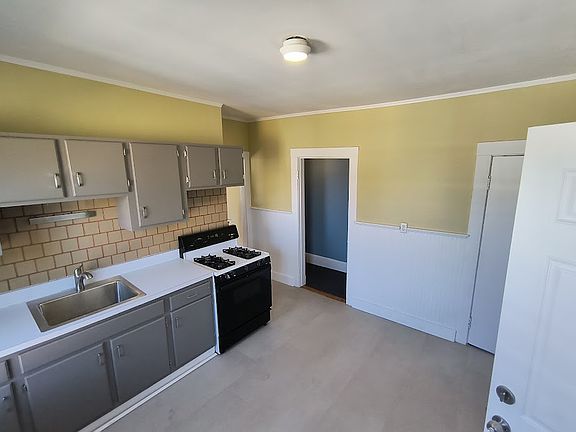 2nd image of 245 Boston Ave APT 3