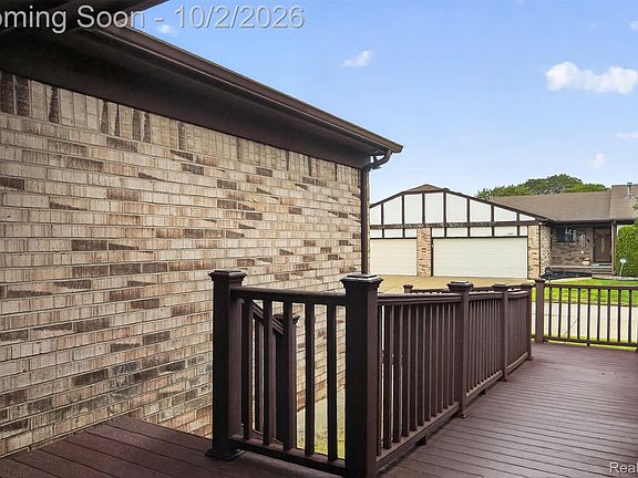 5th image of 11762 Dorothy Ln