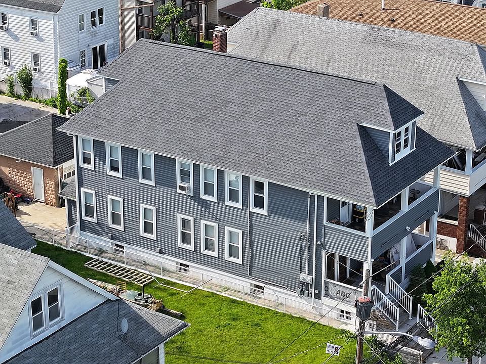 1st image of 1030 E 24th St