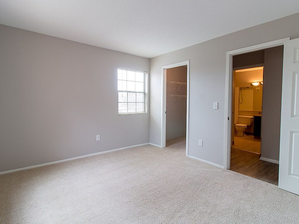 Cozy, Plush Carpeting