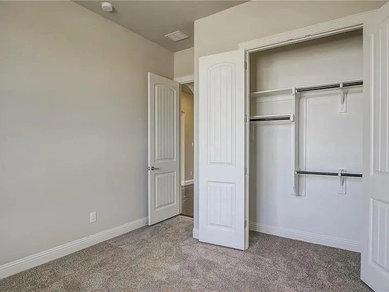 7592 Plowman Ln — Photo 29