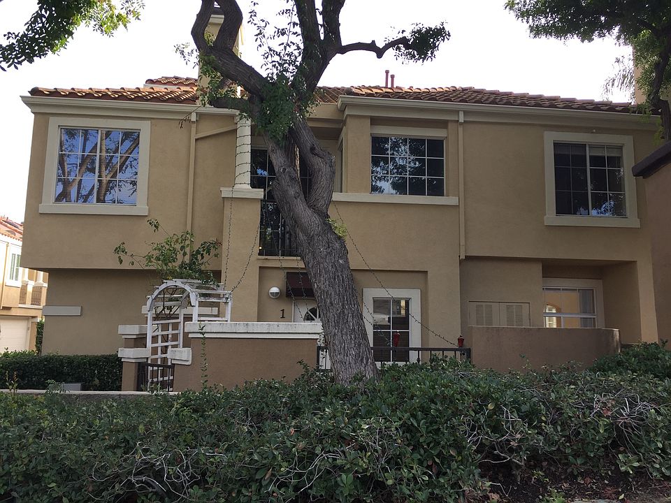 2nd image of 1 Bravo Ln
