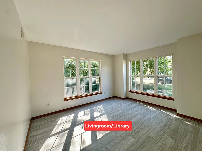 4520 W Lawn Ave — Photo 4