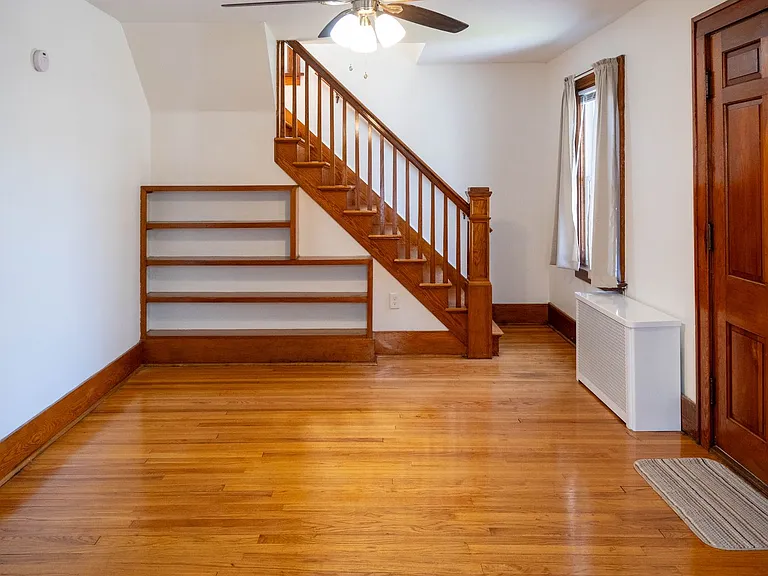 611 Cramer Ave — Photo 5