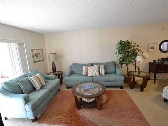 5th image of 202 Cypress Ln