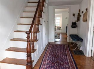 17 Orchard St, Warwick, NY 10990
