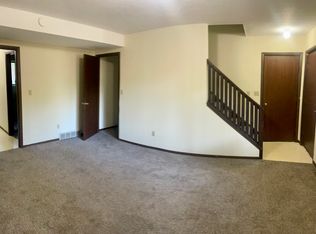 3493 Phyllis Ave, Akron, OH 44319