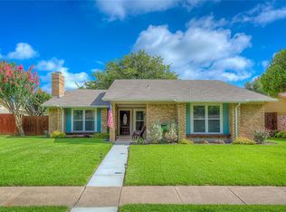 1817 Hemlock Dr, Garland, TX 75041