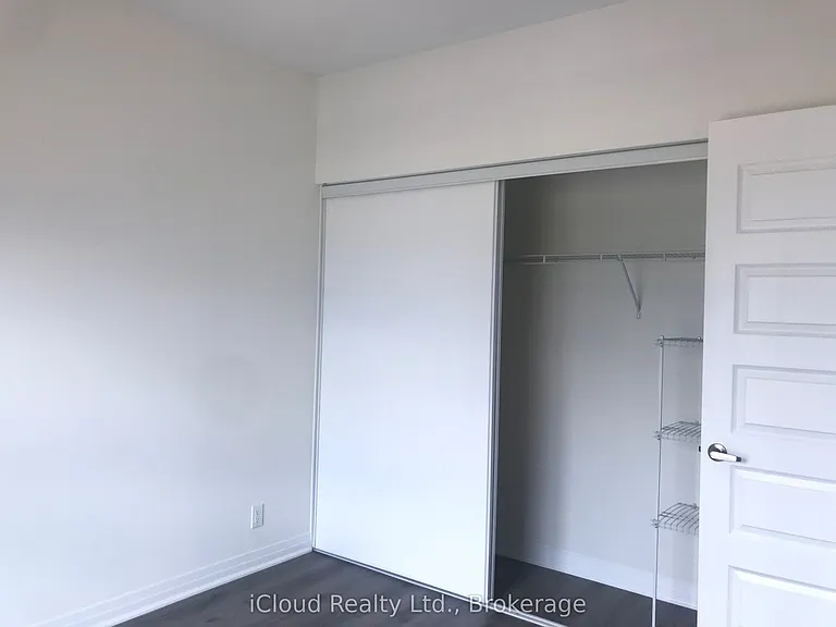 128 Grovewood Cmn #220 — Photo 15