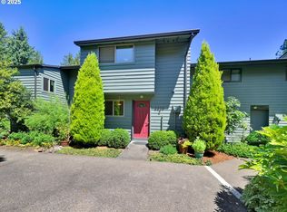 4439 Fox Hollow Rd APT 2, Eugene, OR 97405