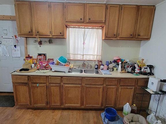 5th image of 509 S Park St