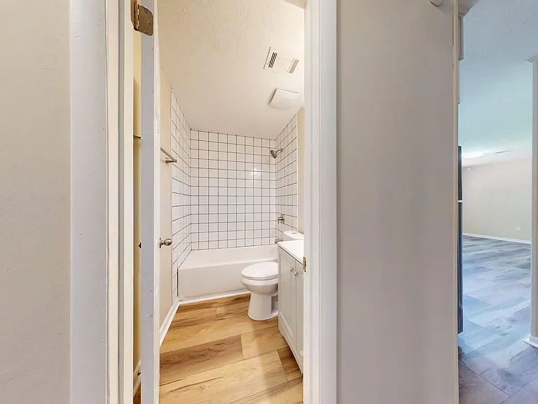1217 Frederick Rd — Photo 7