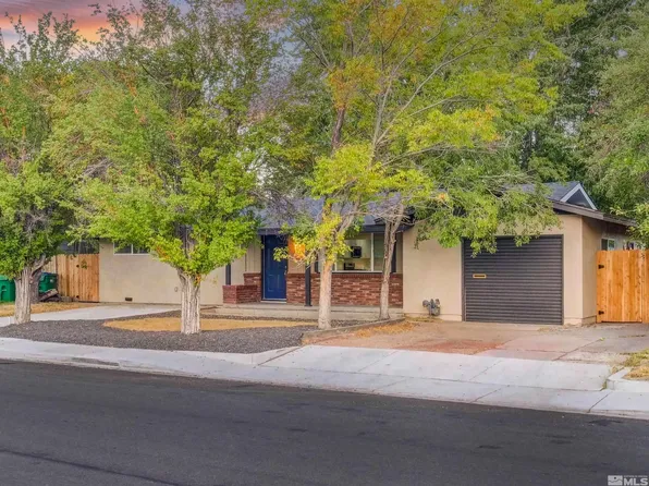 1507 Mountain St, Carson City, NV 89703