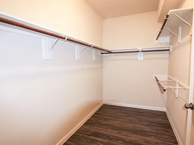 29622 Clover Shore Dr — Photo 19