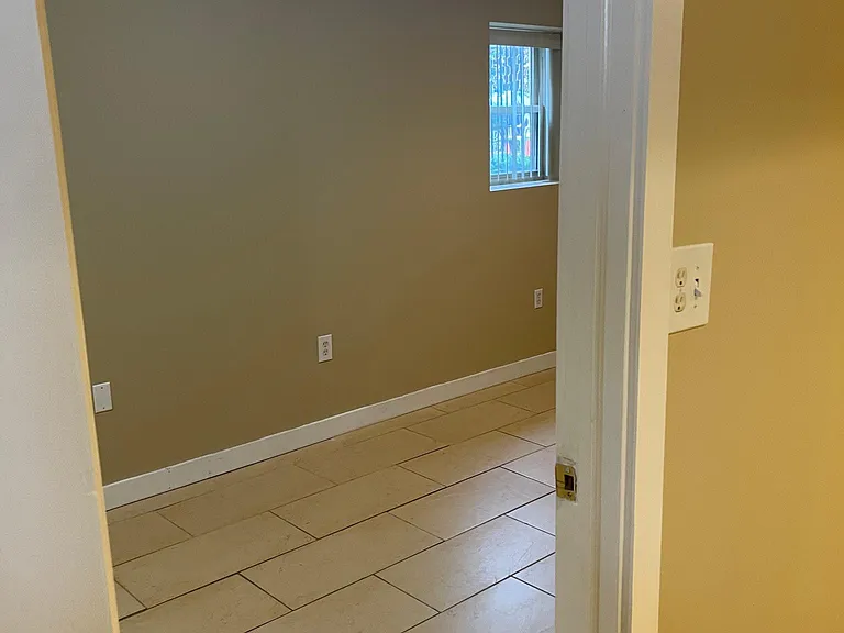 2728 W Lunt Ave #1N — Photo 29