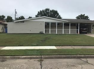 422 Meadowbrook Ln, Bartlesville, OK 74003